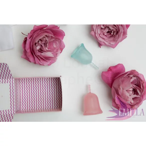 Loulou Cup Turquoise (Softer) - Large size - with a FREE Emilla liner