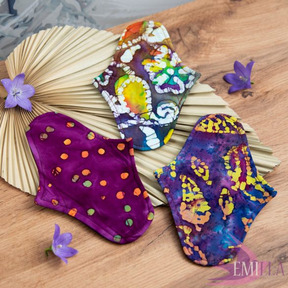 Athéné nagyméretű intimbetét (L)  közepesen vastag - Tie-Dye Tropic