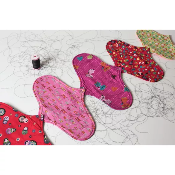 Afrodité (S) kisméretű intimbetét, vékony - Meglepetés minta