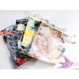 Mermaid Guppi Cup L True Black, sima középkemény