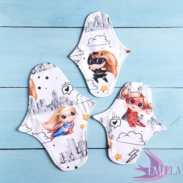 Afrodité Wide small pad (S) for light flow - SuperGirl
